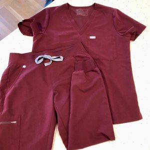 Figs scrub set. Burgundy. Top is a Med and joggers are a Petite Sm. Worn 1x.